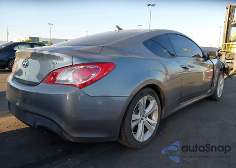2010 Hyundai Genesis 2.0T Premium from USA, damaged, VIN KMHHT6KD5AU026757